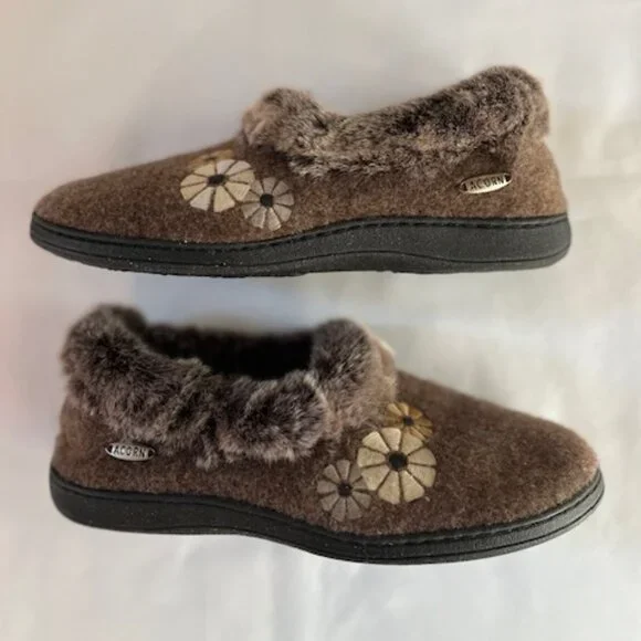 ACORN | Faux Chinchilla Collar Slippers Indoor-Outdoor - Like NEW! - Picture 3 of 6